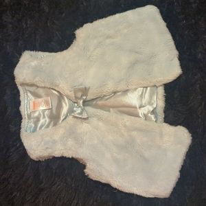 GYMBOREE girl toddler Faux Fur vest ...size 2t - 3t